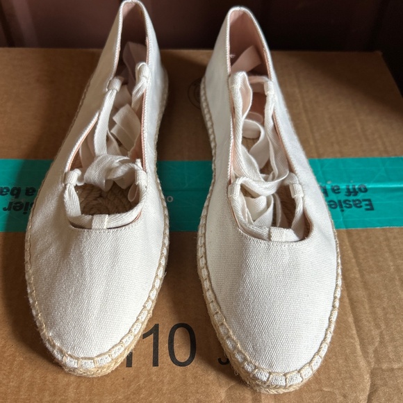 J.Crew Shoes Cream Canvas Lace-up Espadrille Women’s Flat 9 - Picture 2 of 8